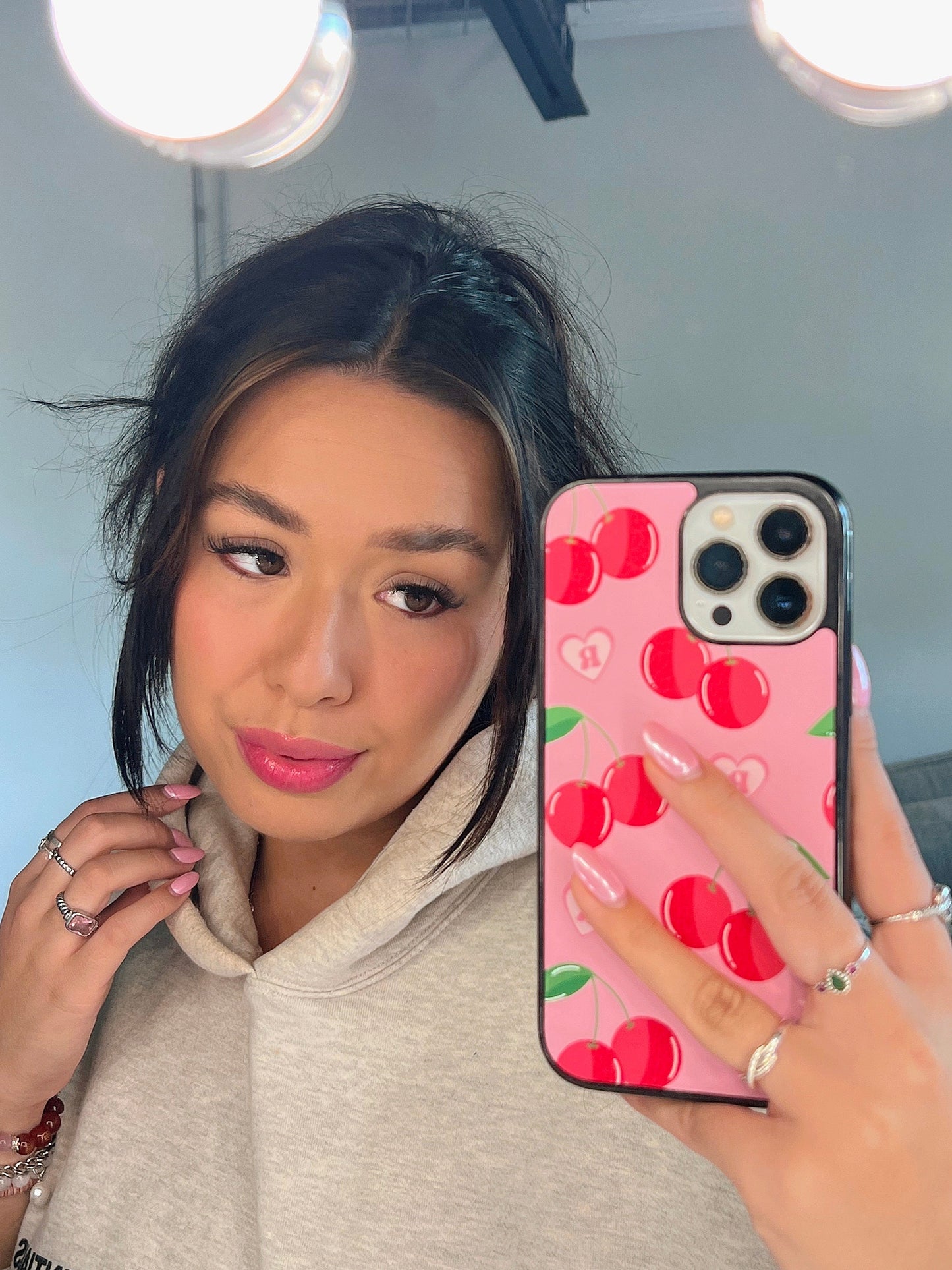 Glowy Color Changing Pink Lip Oil